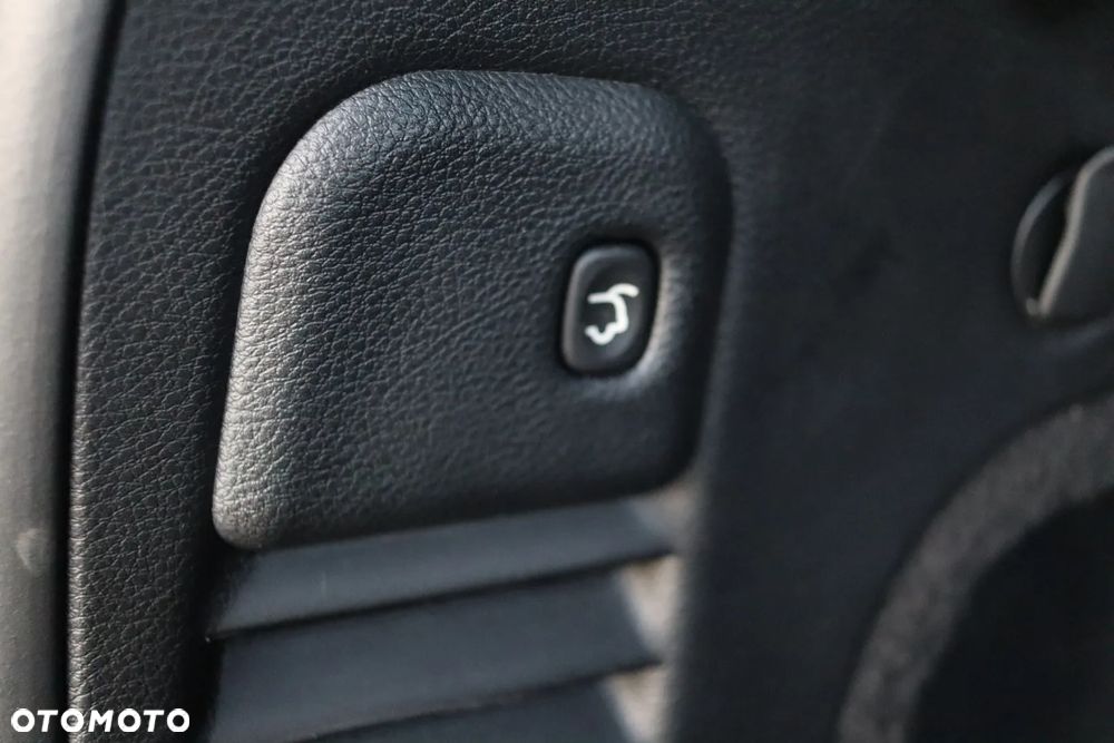 Jeep Grand Cherokee - 19
