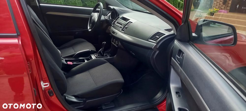 Mitsubishi Lancer 1.8 Inform - 8