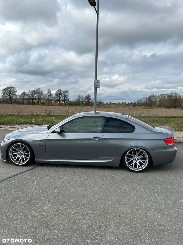 BMW Seria 3 335i - 3