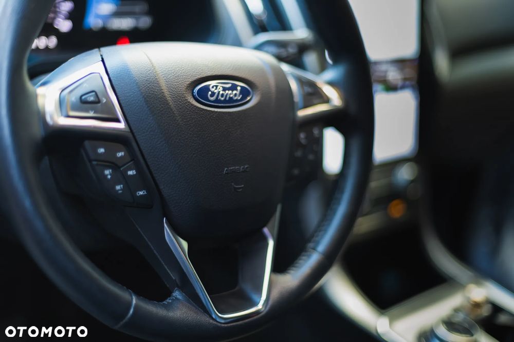 Ford Edge - 7