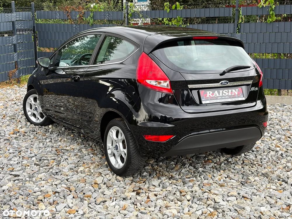 Ford Fiesta 1.25 Titanium X - 26