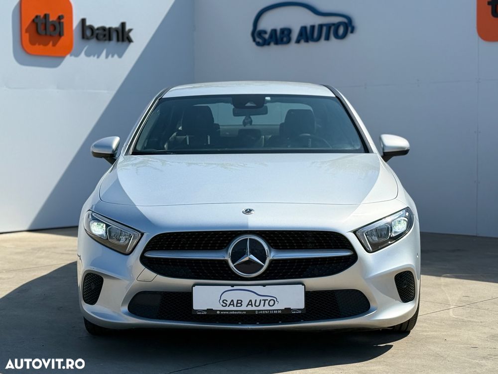 Mercedes-Benz A 200 d Sedan 8G-DCT - 3