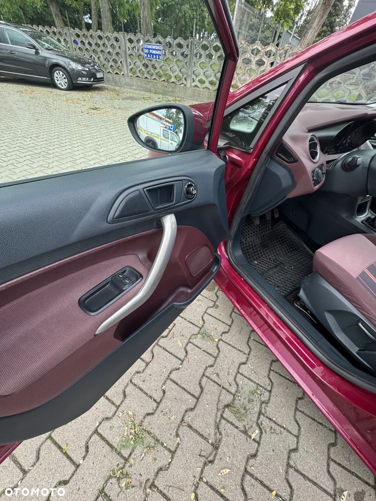 Ford Fiesta 1.25 Ambiente - 16