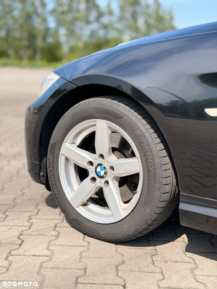 BMW Seria 3 318d - 6