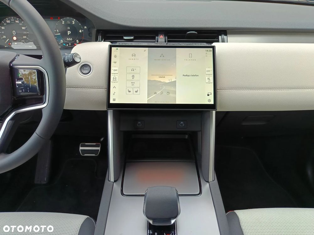 Land Rover Discovery Sport - 23