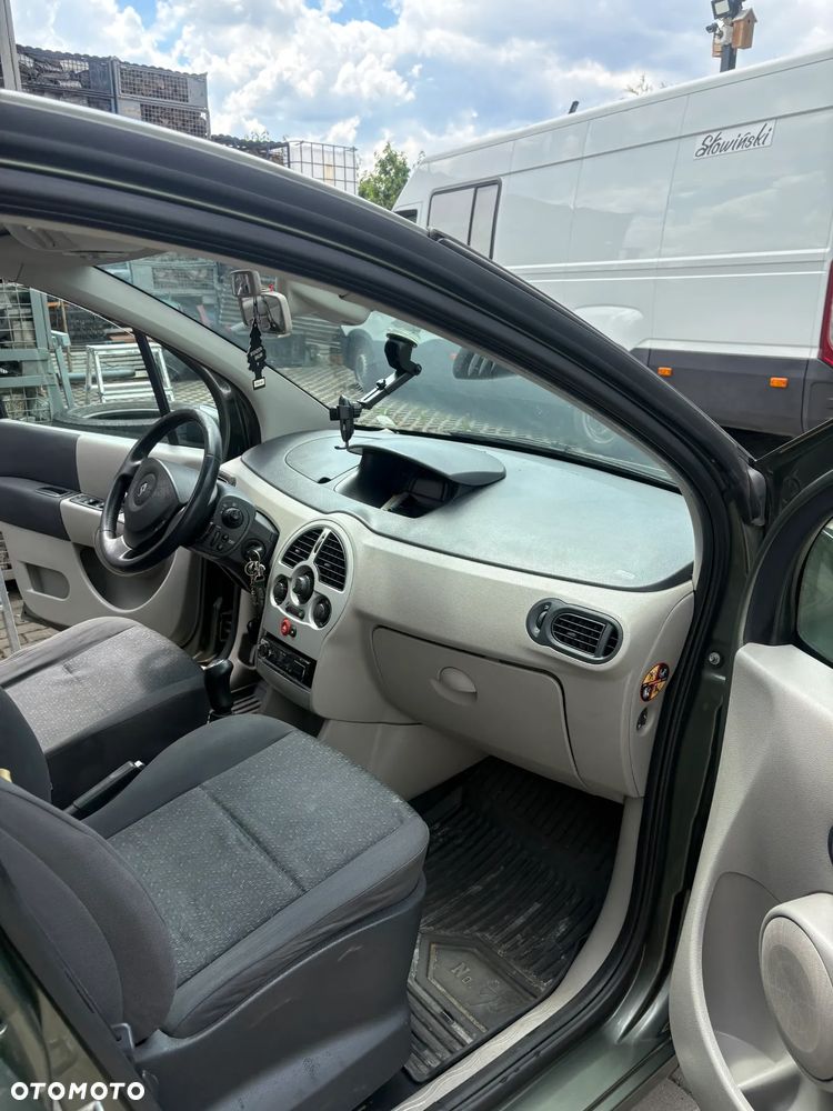 Renault Modus 1.4 16V Alize - 9