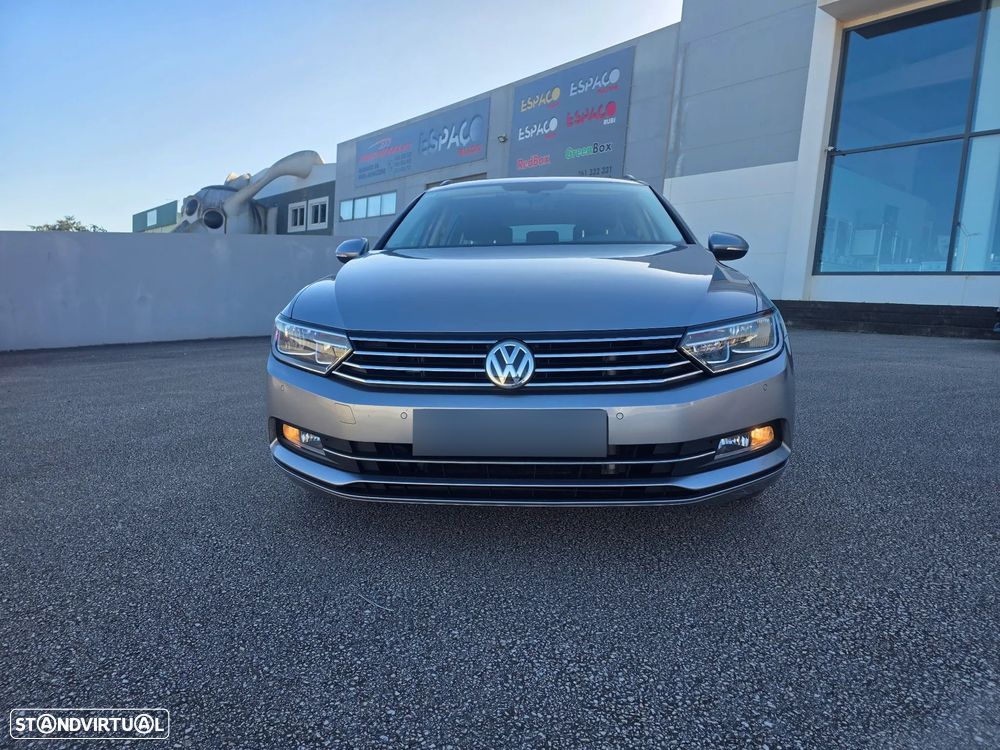 VW Passat Variant 2.0 TDi Highline DSG - 4