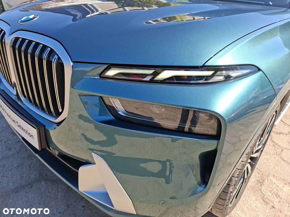 BMW X7 xDrive40d mHEV - 28
