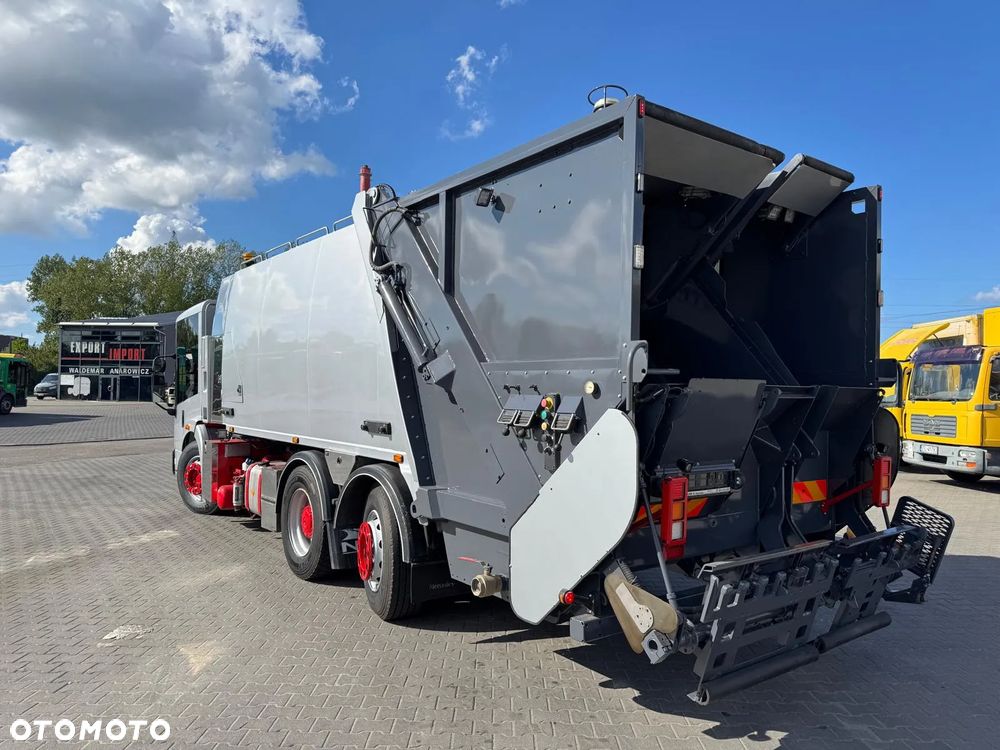 Mercedes-Benz Econic - 6