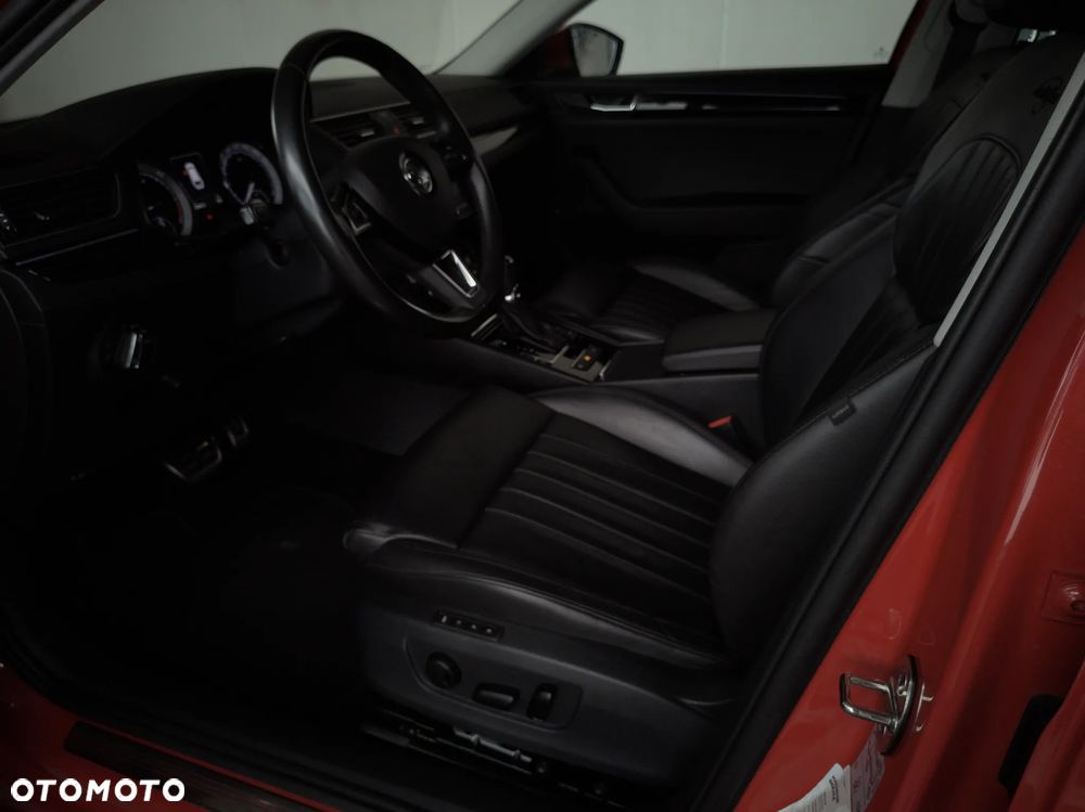 Skoda Superb 2.0 TDI DSG L&K - 11