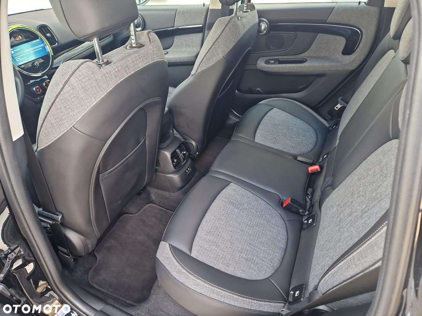 MINI Countryman - 24