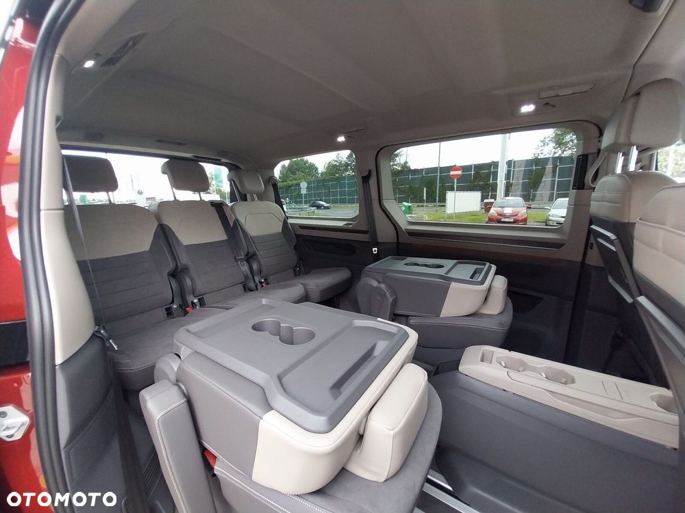 Volkswagen multivan Multivan Style L2 silnik: 2,0 l TDI SCR 110 kW / skrzynia biegów: 7-biegowa DSG rozstaw osi: 3124 mm - 11