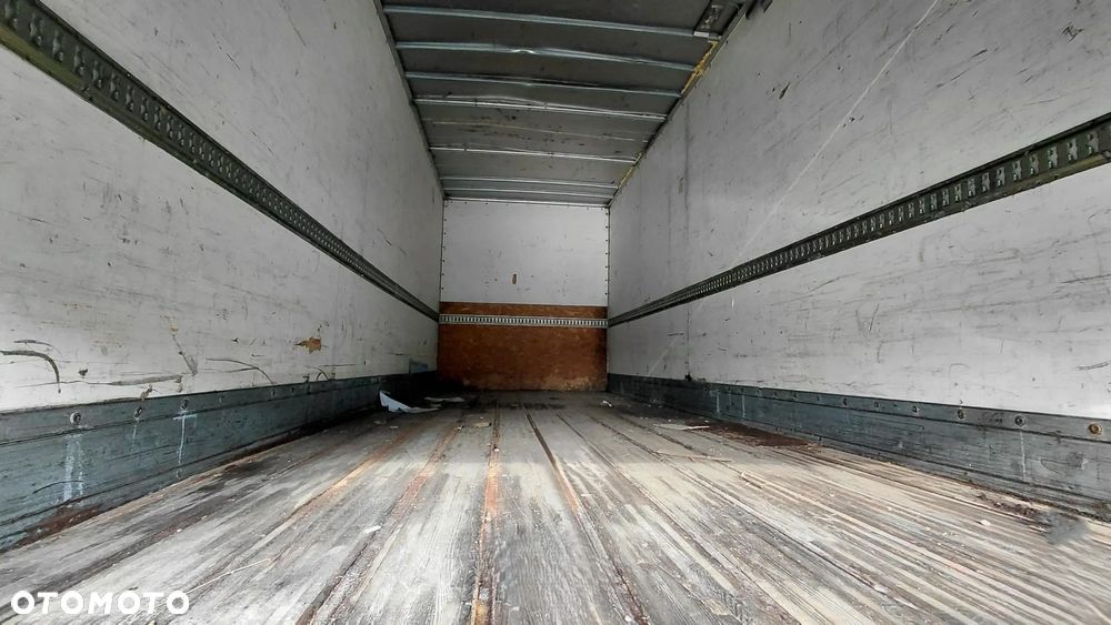 ZABUDOWA  KONTENER 7.46/2,48/2,59 - 8