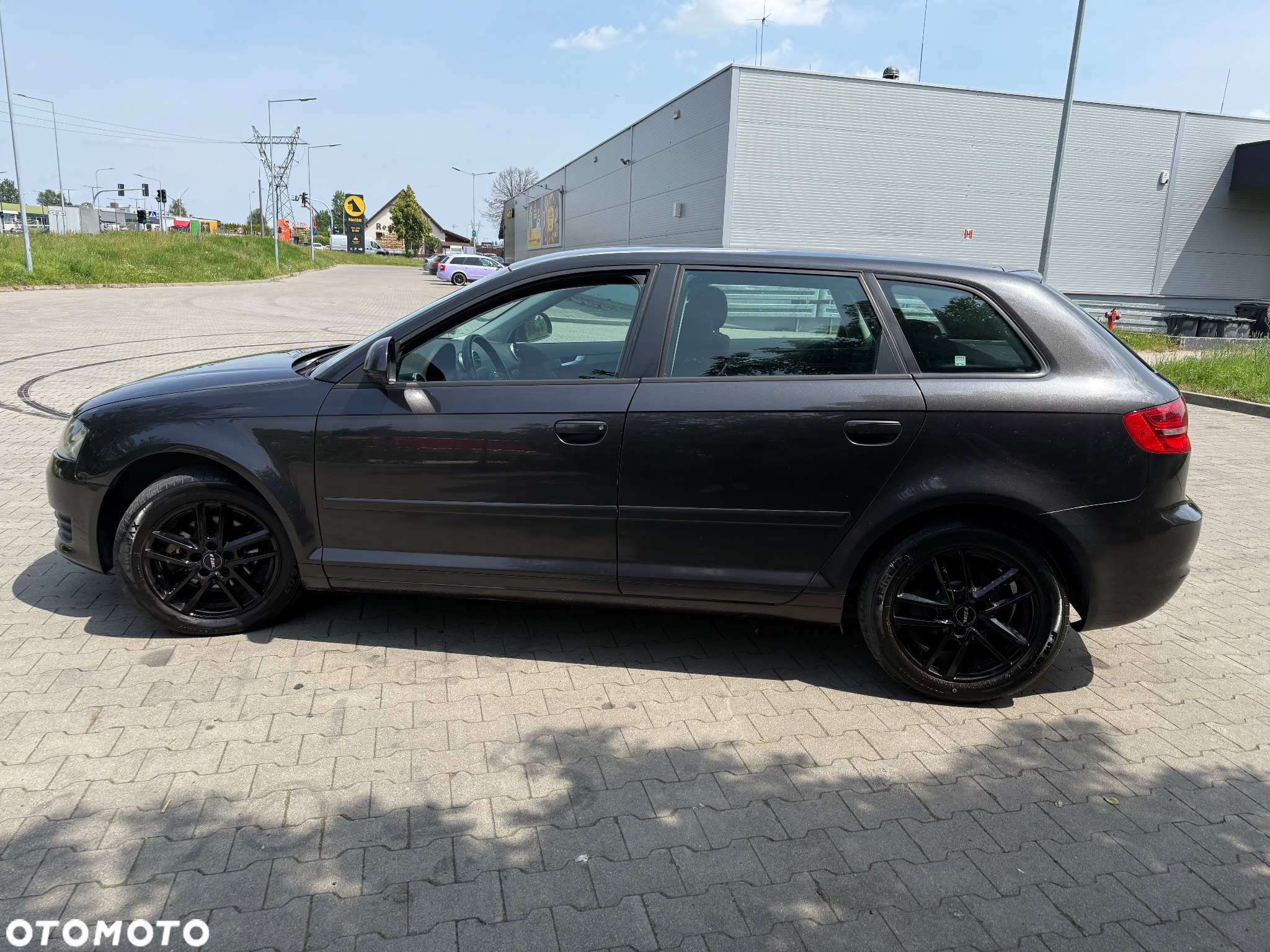 Audi A3 1.6 TDI Attraction - 6