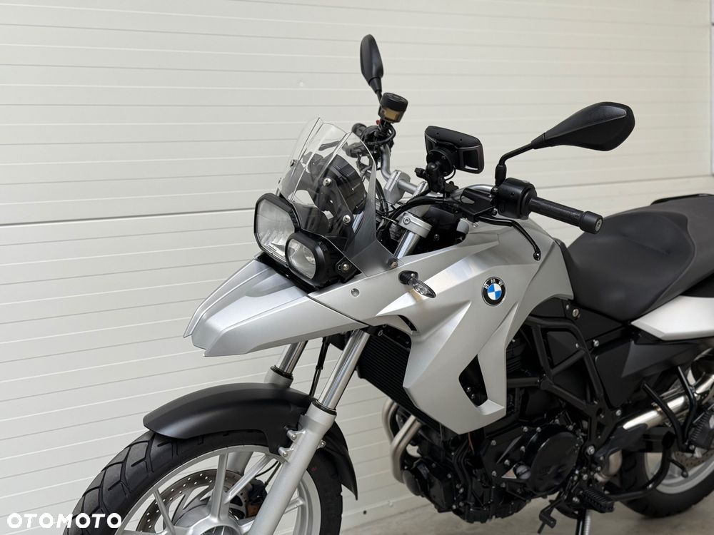 BMW F - 23