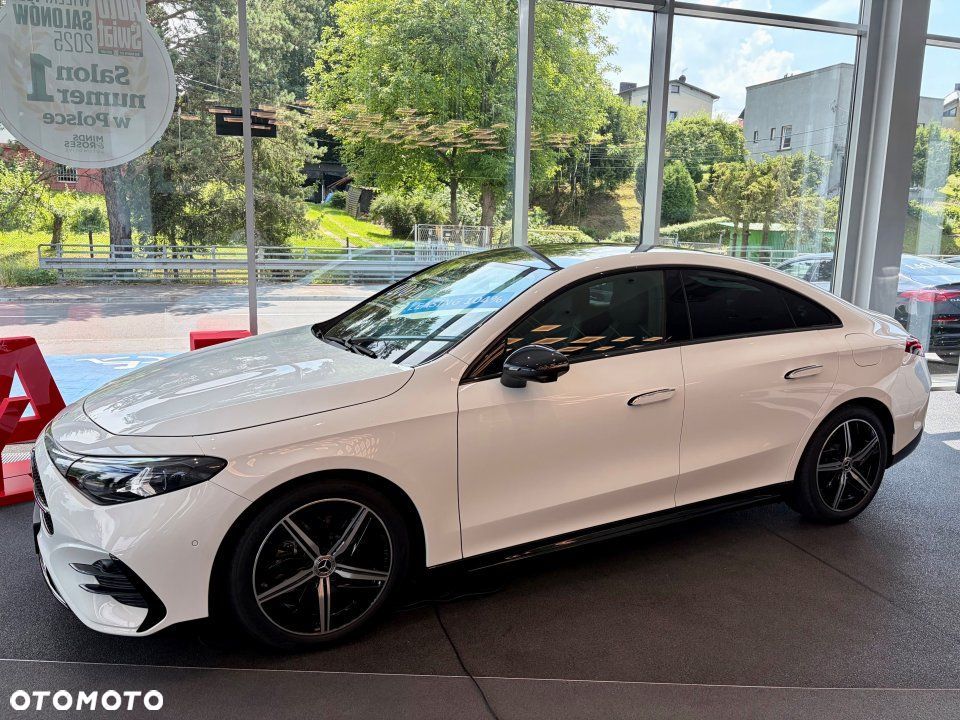 Mercedes-Benz CLA - 2