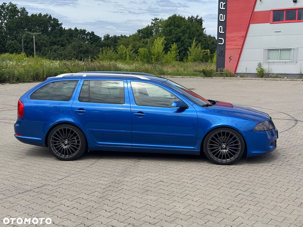 Skoda Octavia 2.0 TDI CR DPF RS - 13