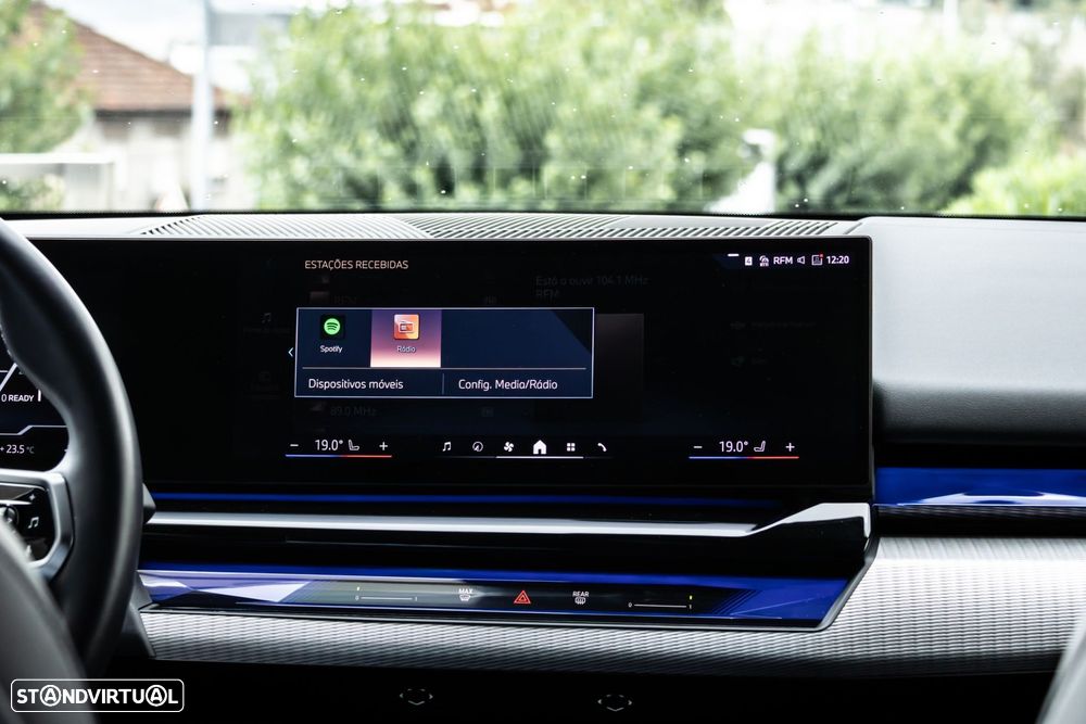BMW i5 eDrive40 Pack Desportivo M - 43