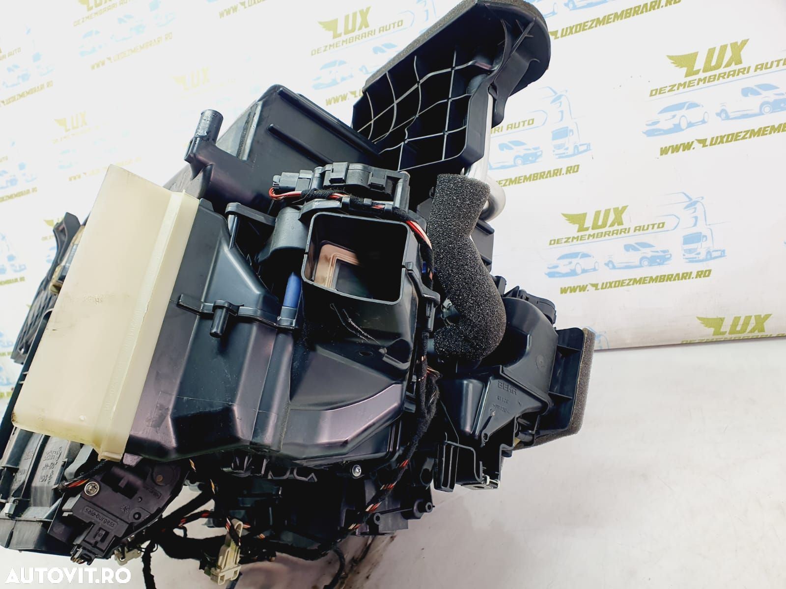 Carcasa aeroterma x5899005 923749305 BMW Seria 5 F11  [din 2009 pana  2013] - 6