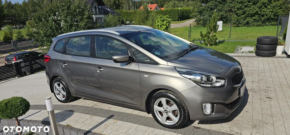 Kia Carens 1.6 GDI L 7os EU6 - 15