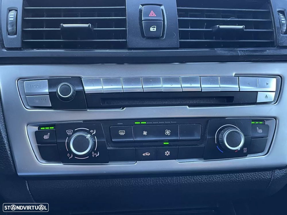 BMW 116 d EDynamics Line Urban - 31