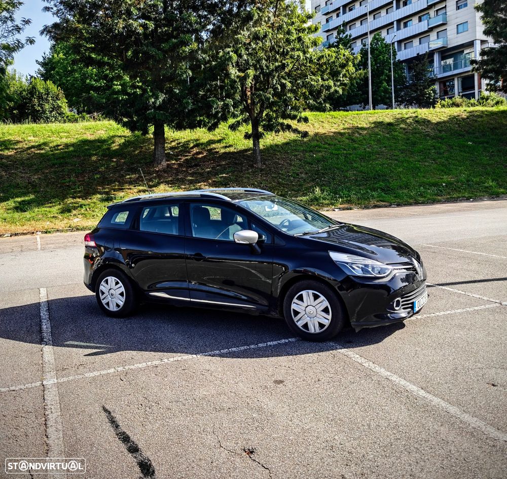 Renault Clio Sport Tourer 1.5 dCi GT Line - 17