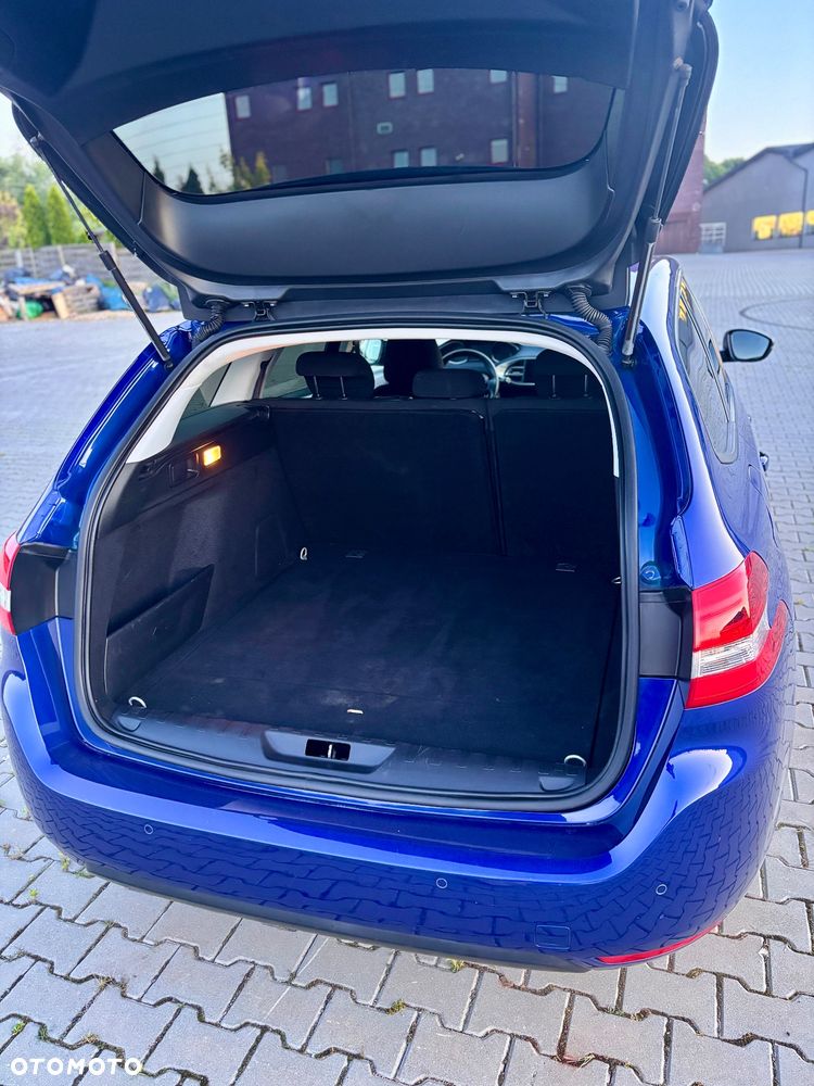 Peugeot 308 1.2 PureTech GPF Allure S&S - 20