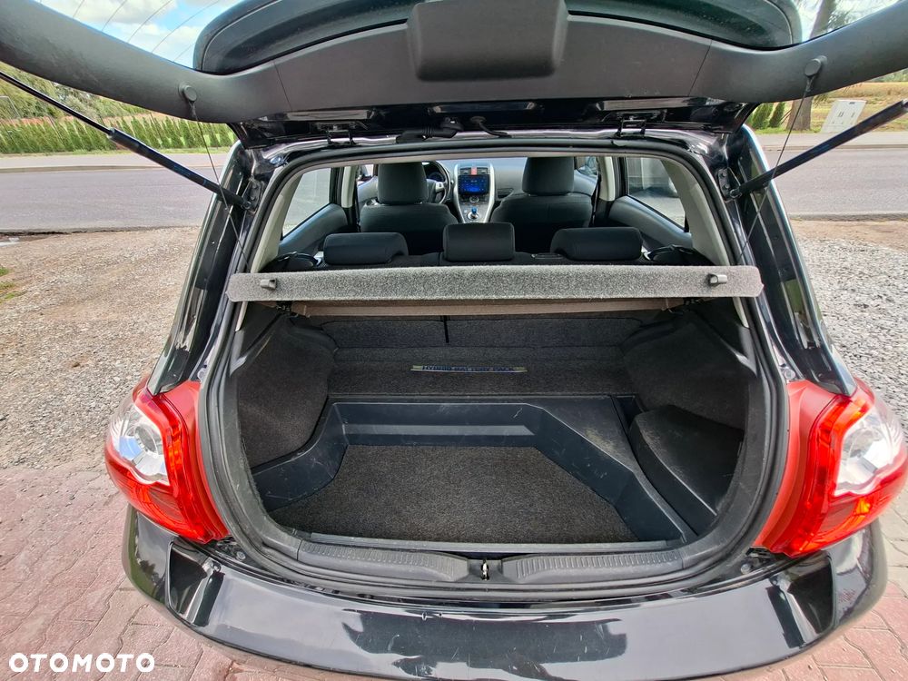 Toyota Auris 1.8 HSD Prestige - 12