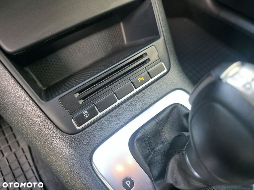 Volkswagen Golf Plus - 19