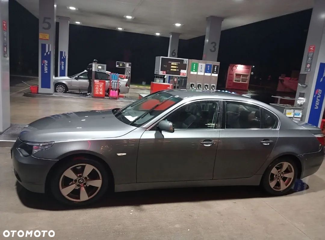 BMW Seria 5 520d - 1