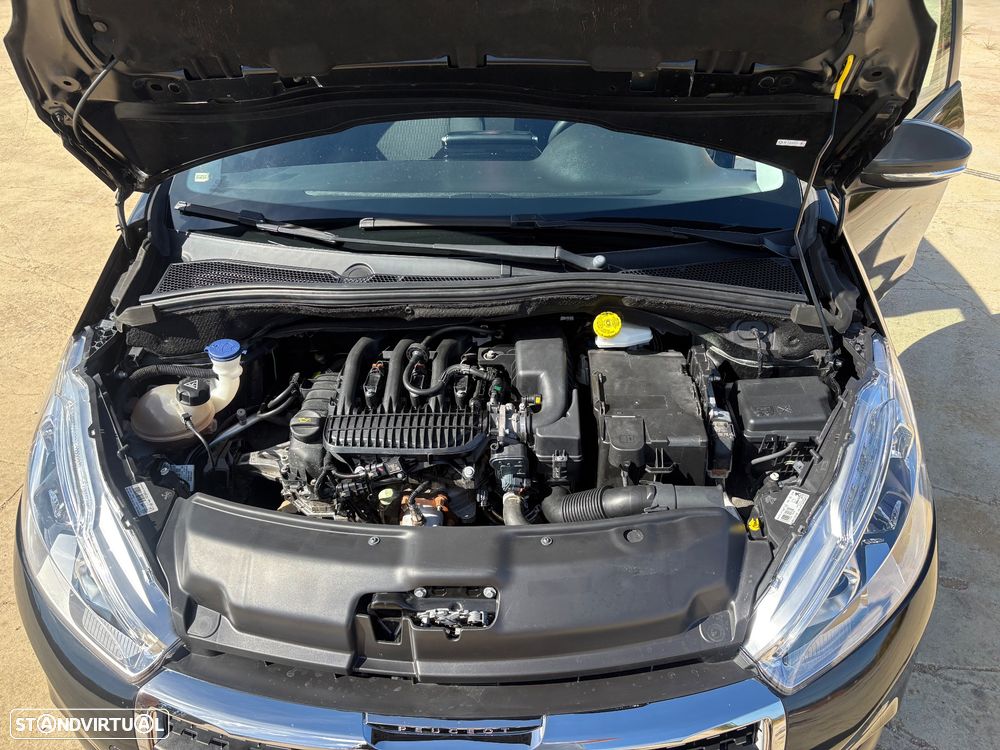 Peugeot 208 1.2 PureTech Signature - 12