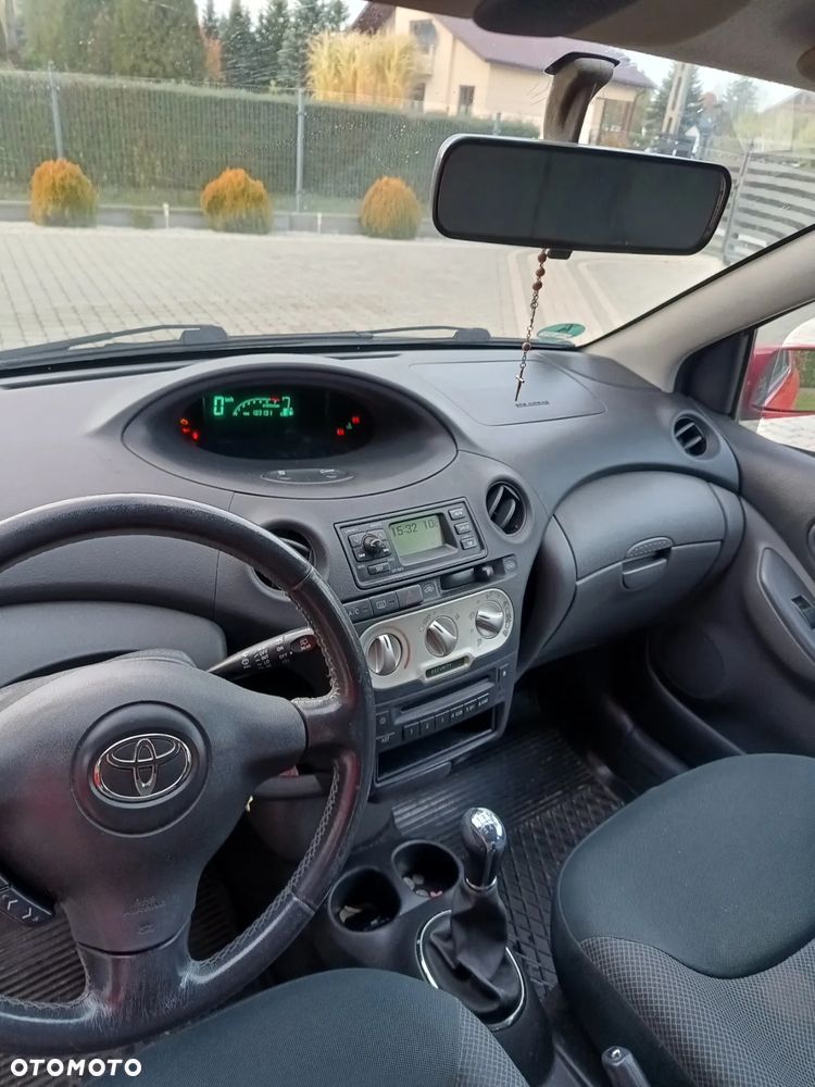 Toyota Yaris 1.3 VVT-i Team - 5