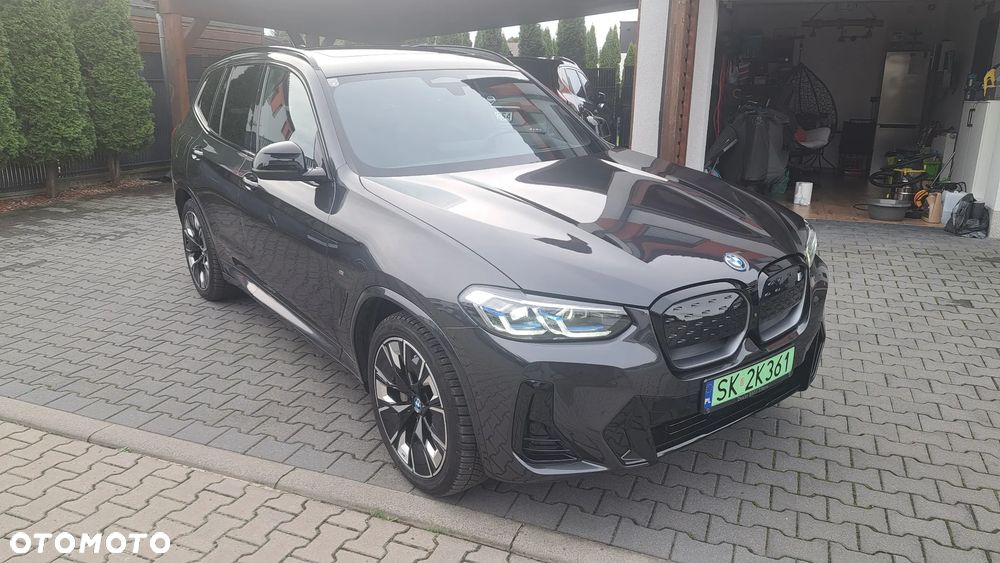 BMW iX3 - 3