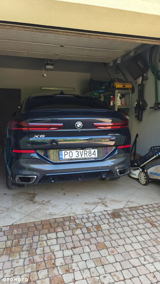 BMW X6 - 24