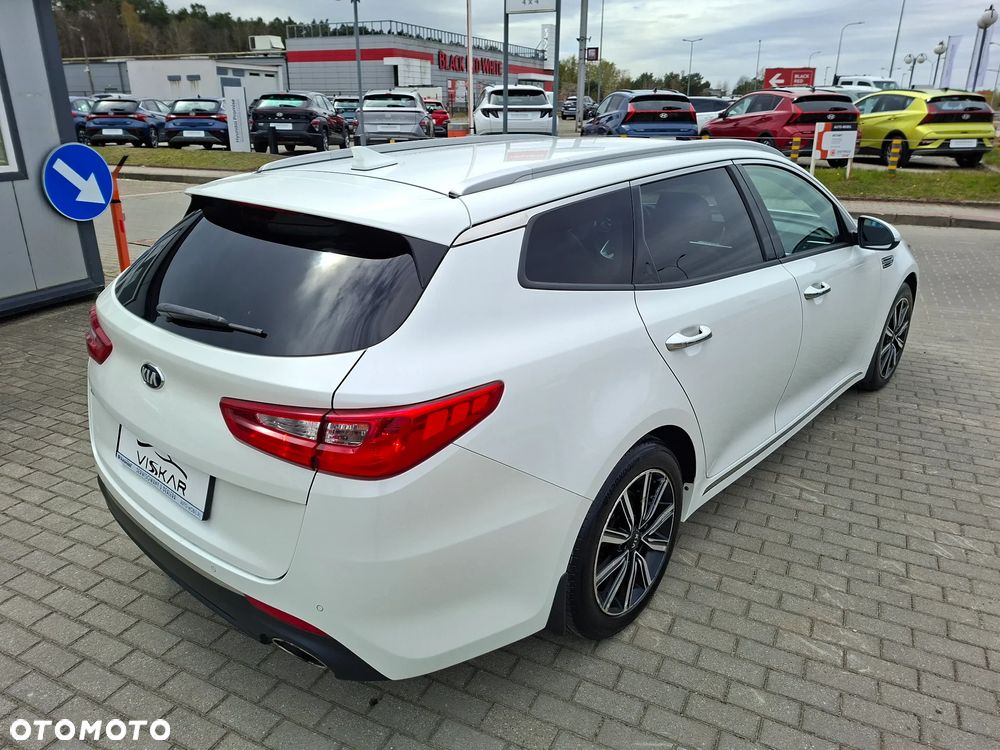 Kia Optima - 39