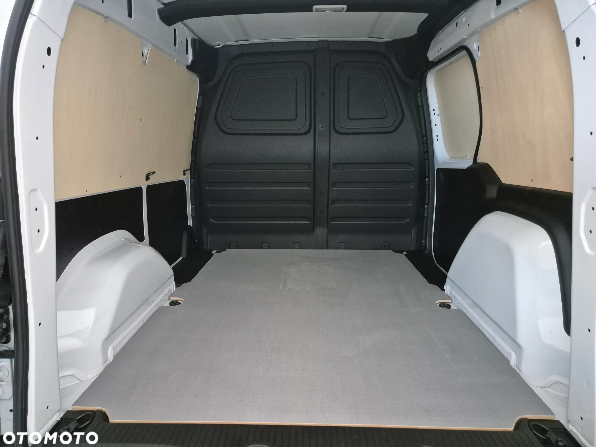 Nissan Townstar - 11