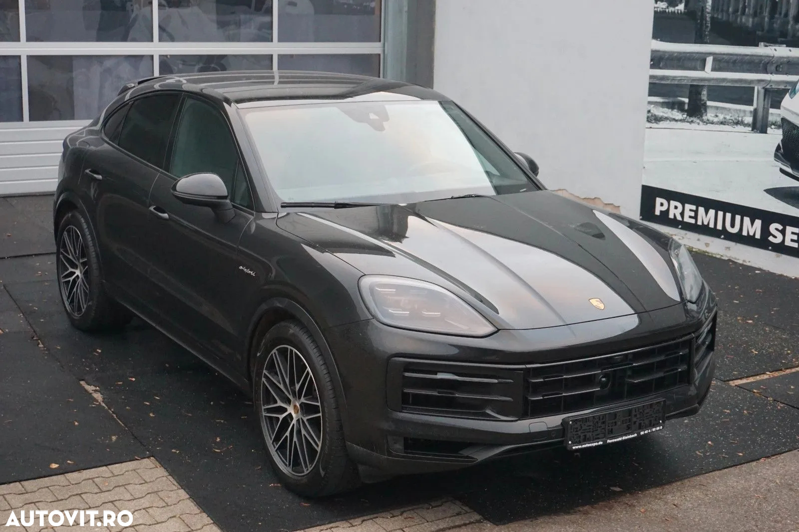 Porsche Cayenne Coupe S E-Hybrid - 12