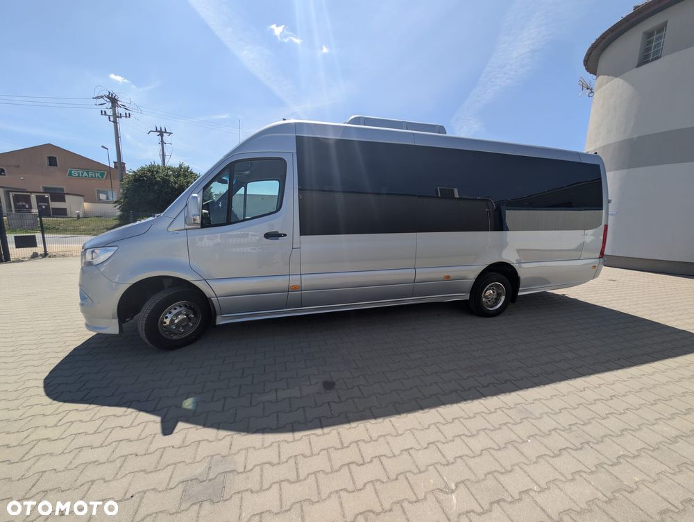 Mercedes-Benz Sprinter 519 - 13