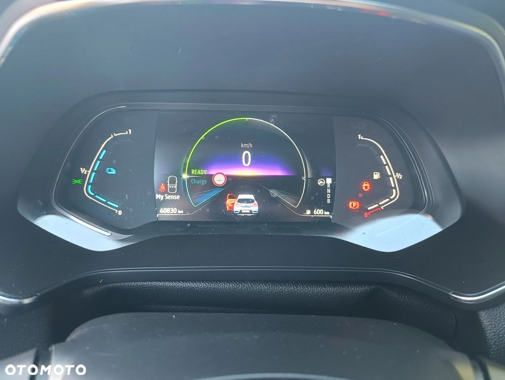 Renault Captur E-TECH Full 145 TECHNO - 9