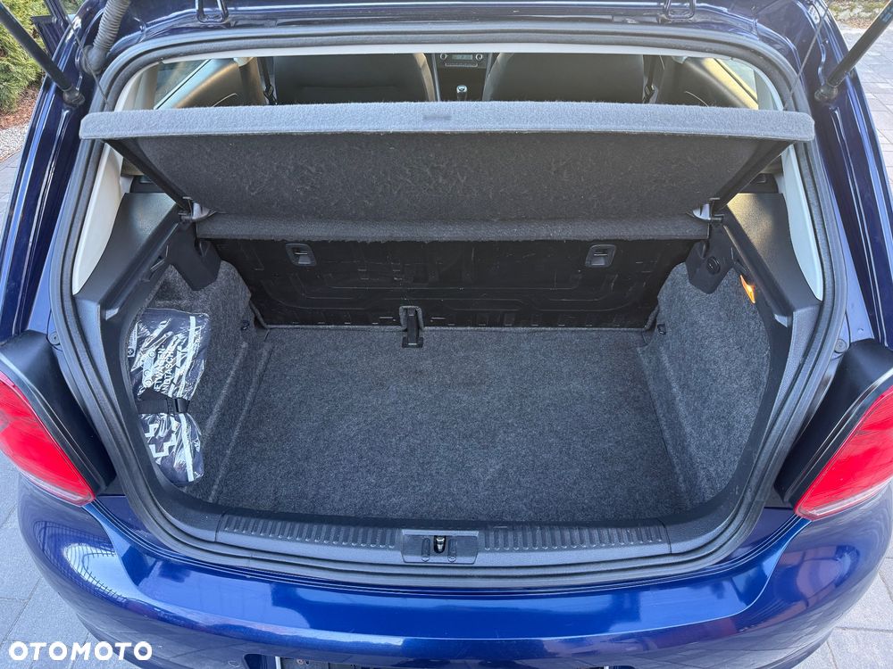 Volkswagen Polo - 18