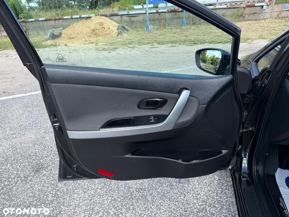Kia Ceed 1.4 CVVT Dream Team Edition - 24