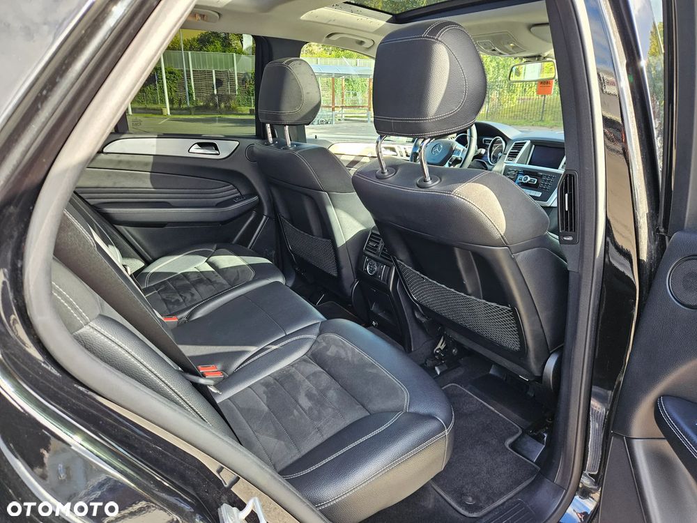Mercedes-Benz ML 350 BlueTec 4-Matic - 17