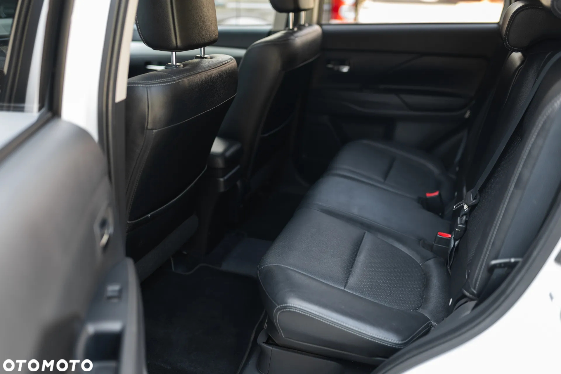 Mitsubishi Outlander - 19