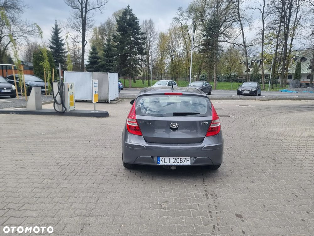 Hyundai i30 1.6 CRDi Comfort - 6