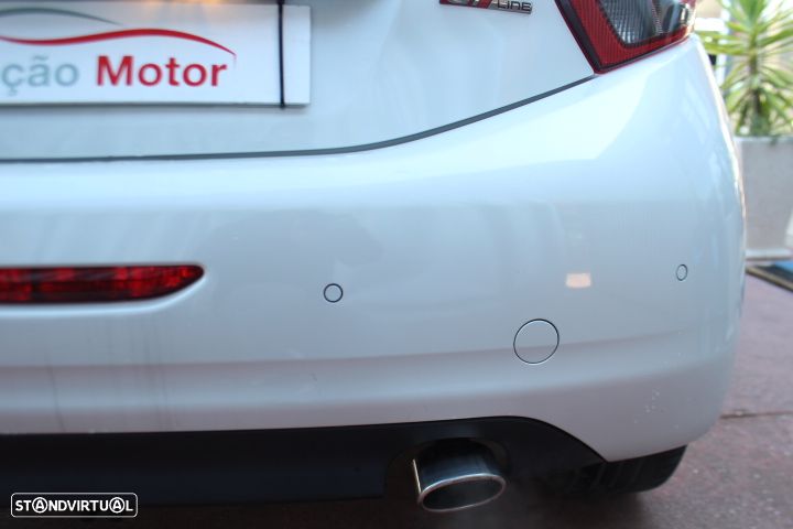 Peugeot 208 1.2 PureTech GT Line EAT6 - 6