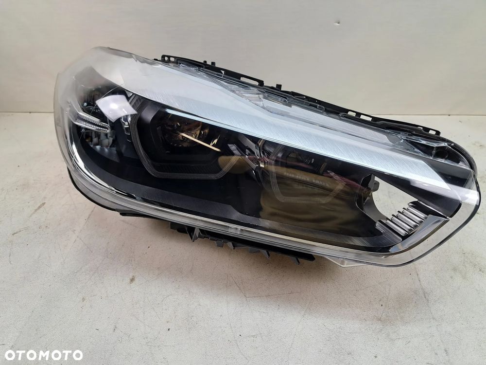 BMW X2 F39 FULL LED LAMPA PRAWA PRZÓD REFLEKTOR 5A1E0A8-02 - 1