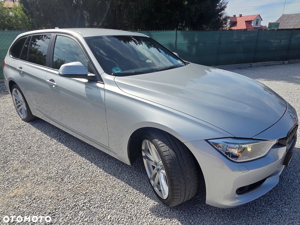 BMW Seria 3 318d xDrive M Sport Shadow - 16