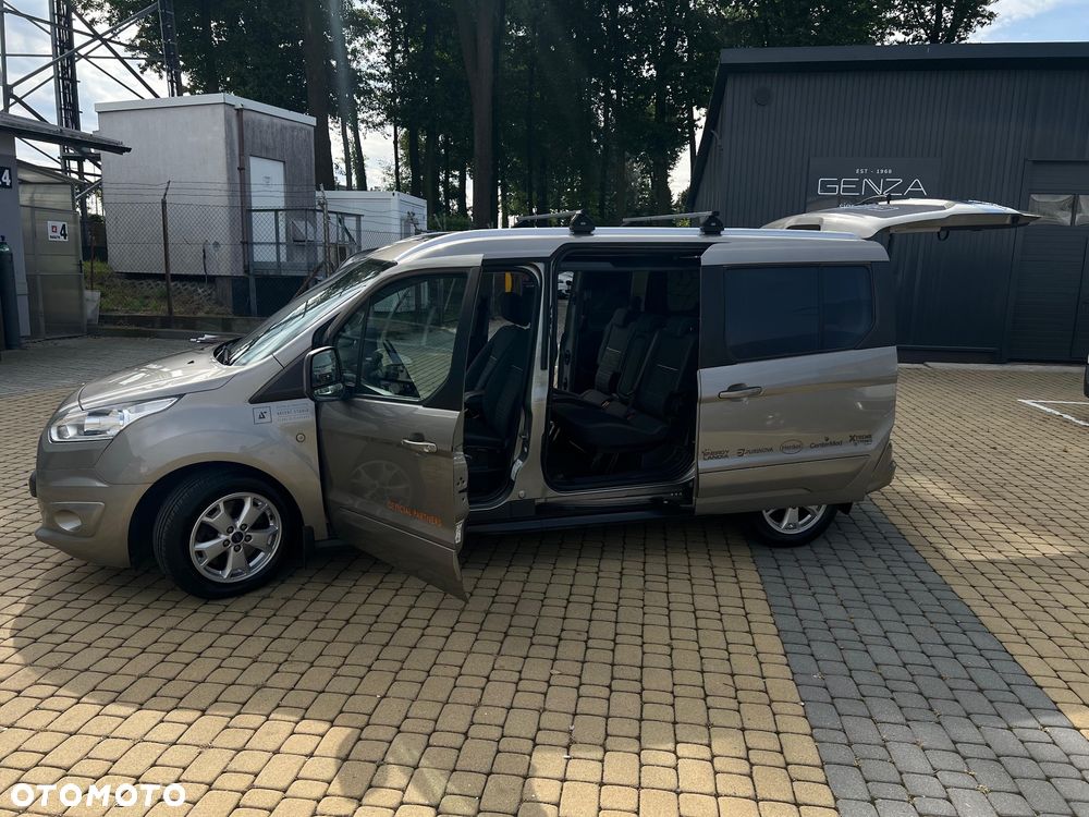 Ford Tourneo Connect - 24