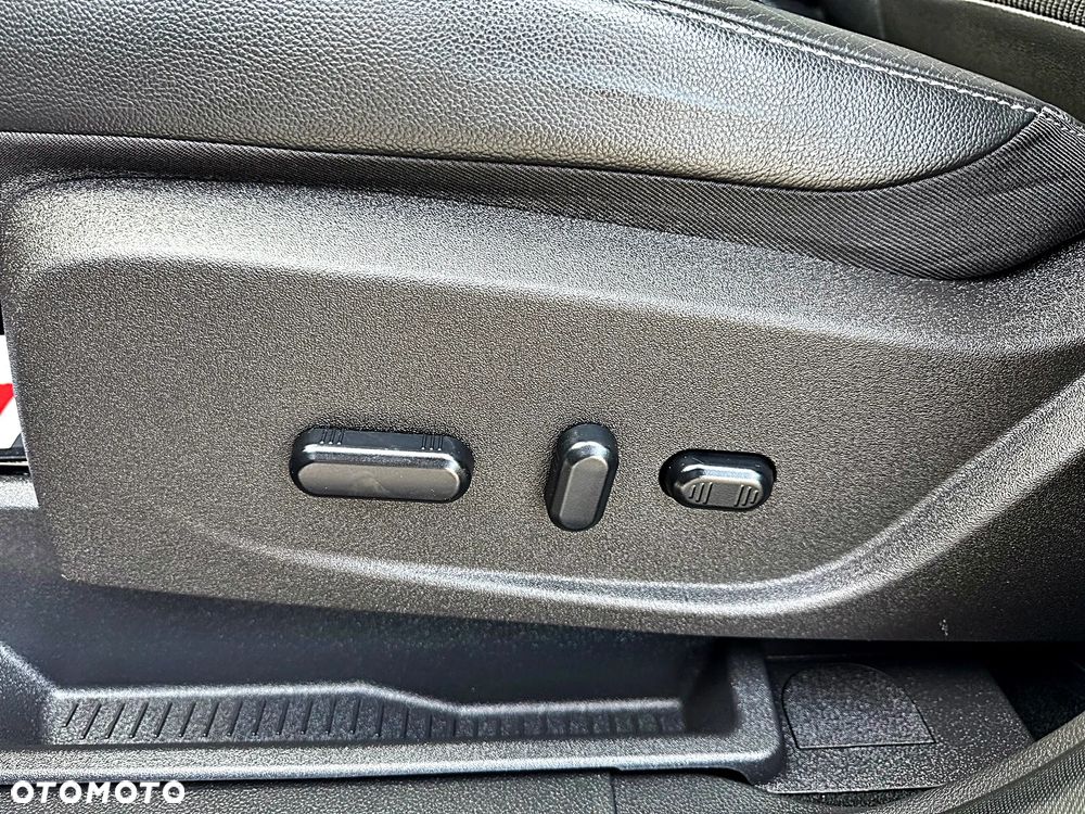 Ford Kuga 2.0 TDCi AWD ST-Line Black - 26