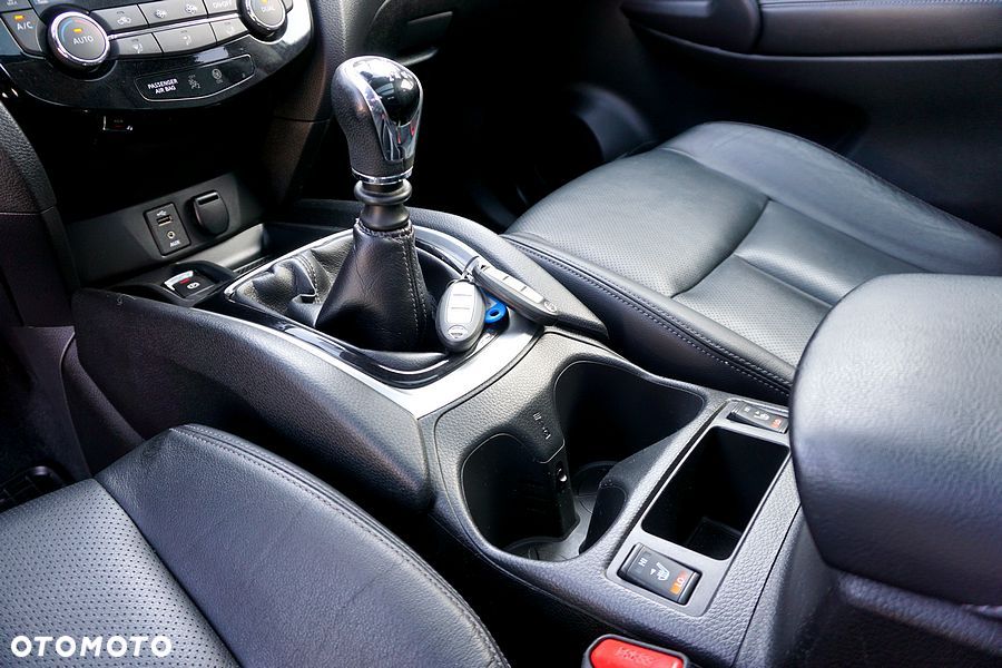 Nissan X-Trail 1.6 DCi Tekna - 23